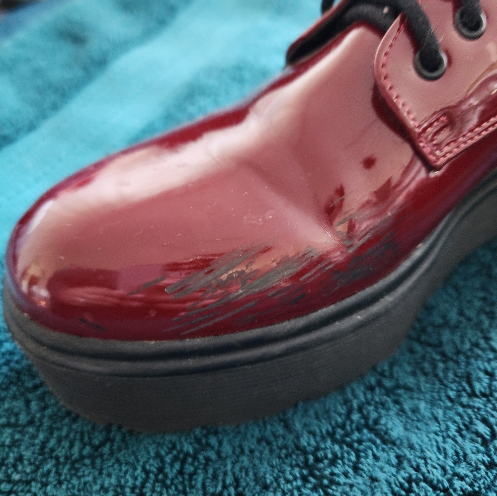 Red platform shoes - Picture 4 of 7